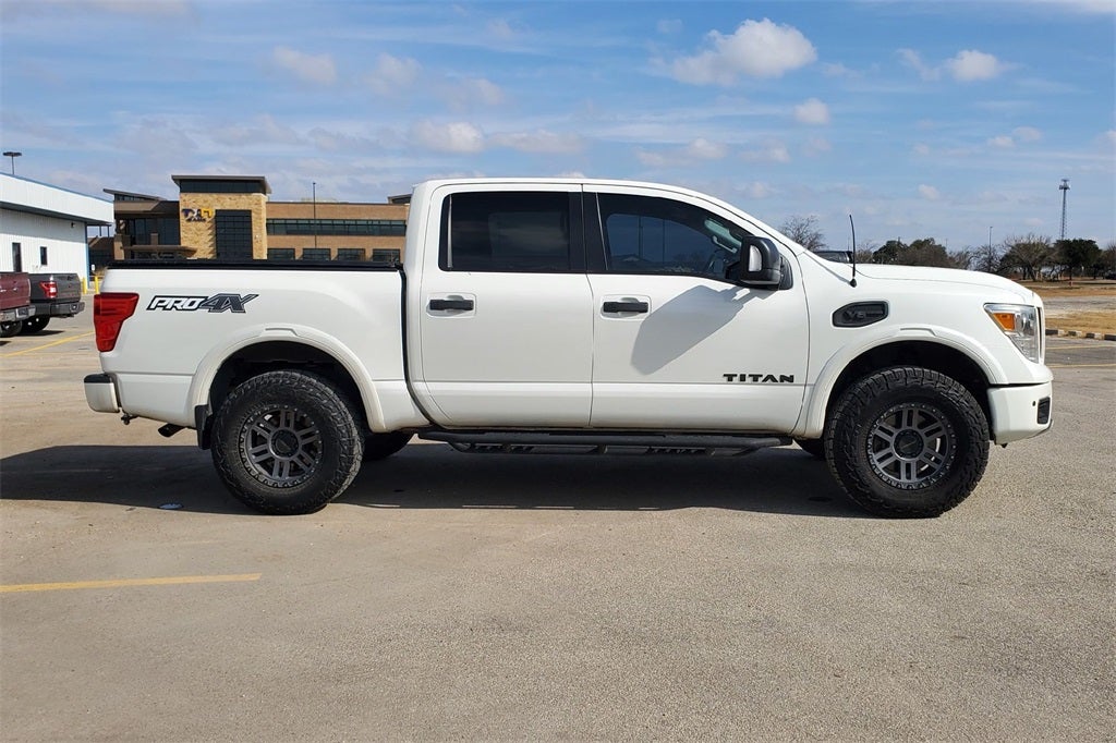 2017 Nissan Titan PRO-4X