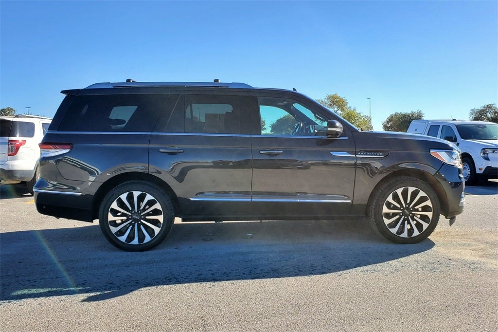 2022 Lincoln Navigator Reserve