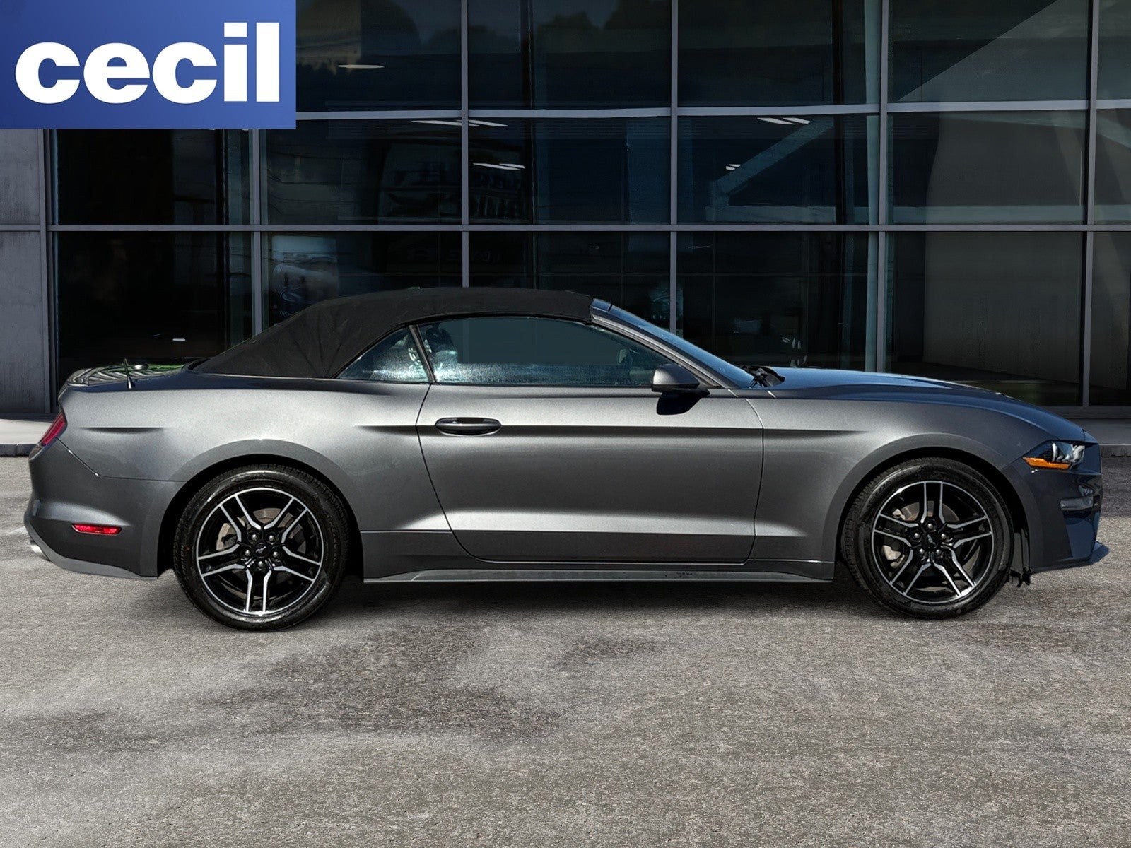 2023 Ford Mustang EcoBoost