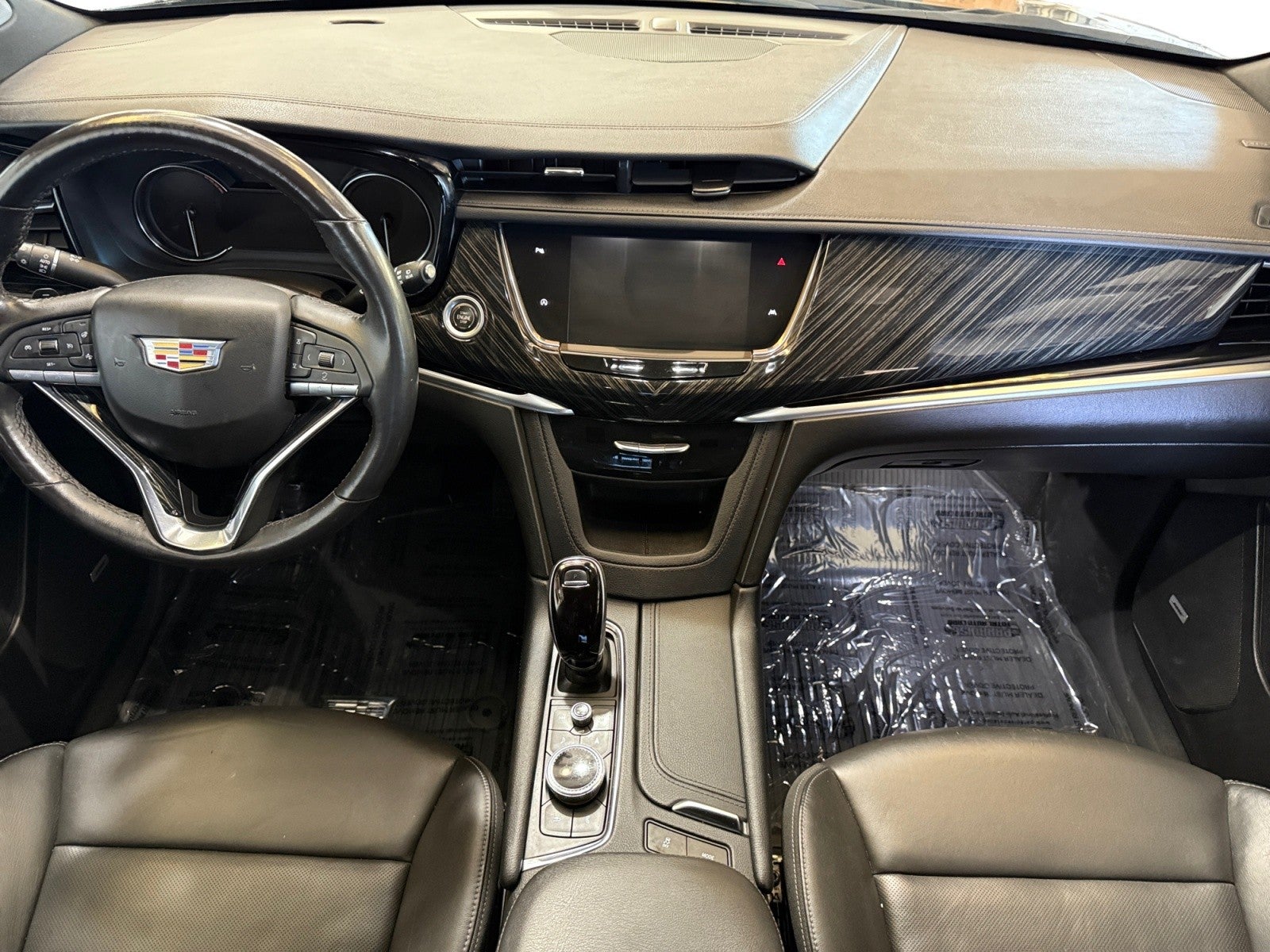 2023 Cadillac XT6 FWD Premium Luxury