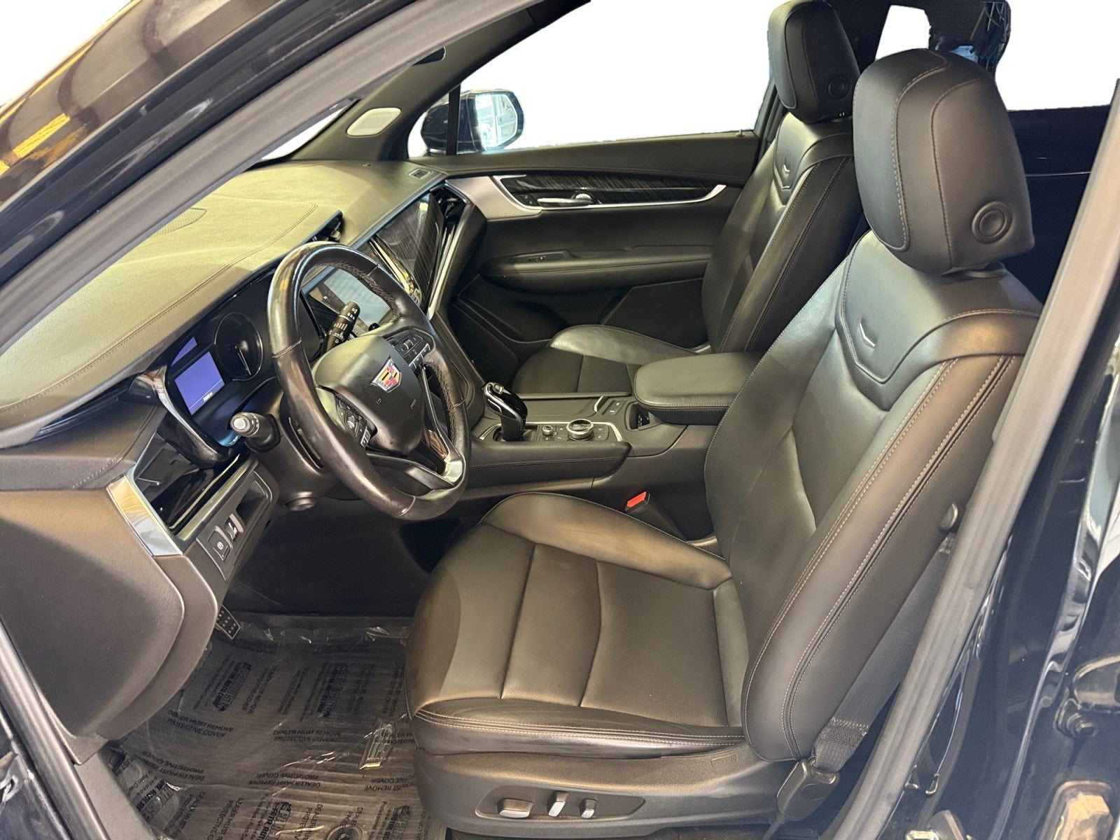 2023 Cadillac XT6 FWD Premium Luxury