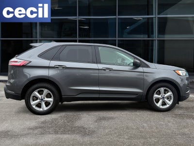 2022 Ford Edge SE