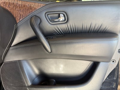 2020 Nissan Armada Platinum