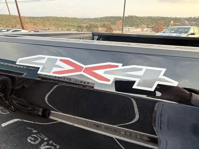 2024 Chevrolet Silverado 1500 LT (2FL)