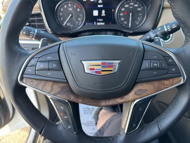 2023 Cadillac XT5 Sport