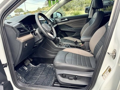 2024 Volkswagen Taos SEL