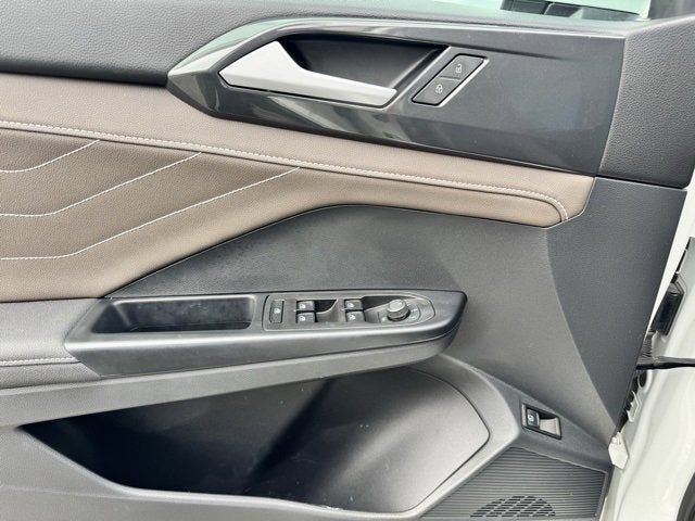 2024 Volkswagen Taos SEL