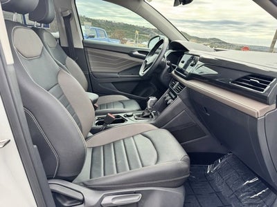 2024 Volkswagen Taos SEL