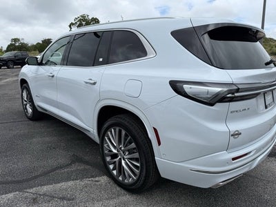 2026 Buick Enclave Avenir
