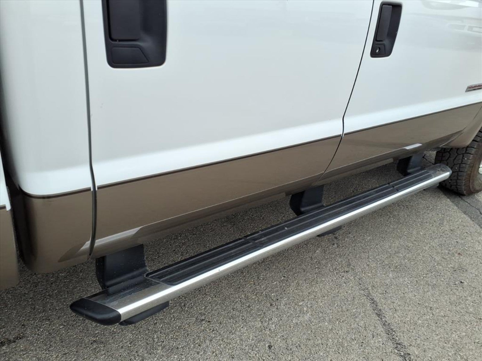 2004 Ford Super Duty F-250 Lariat