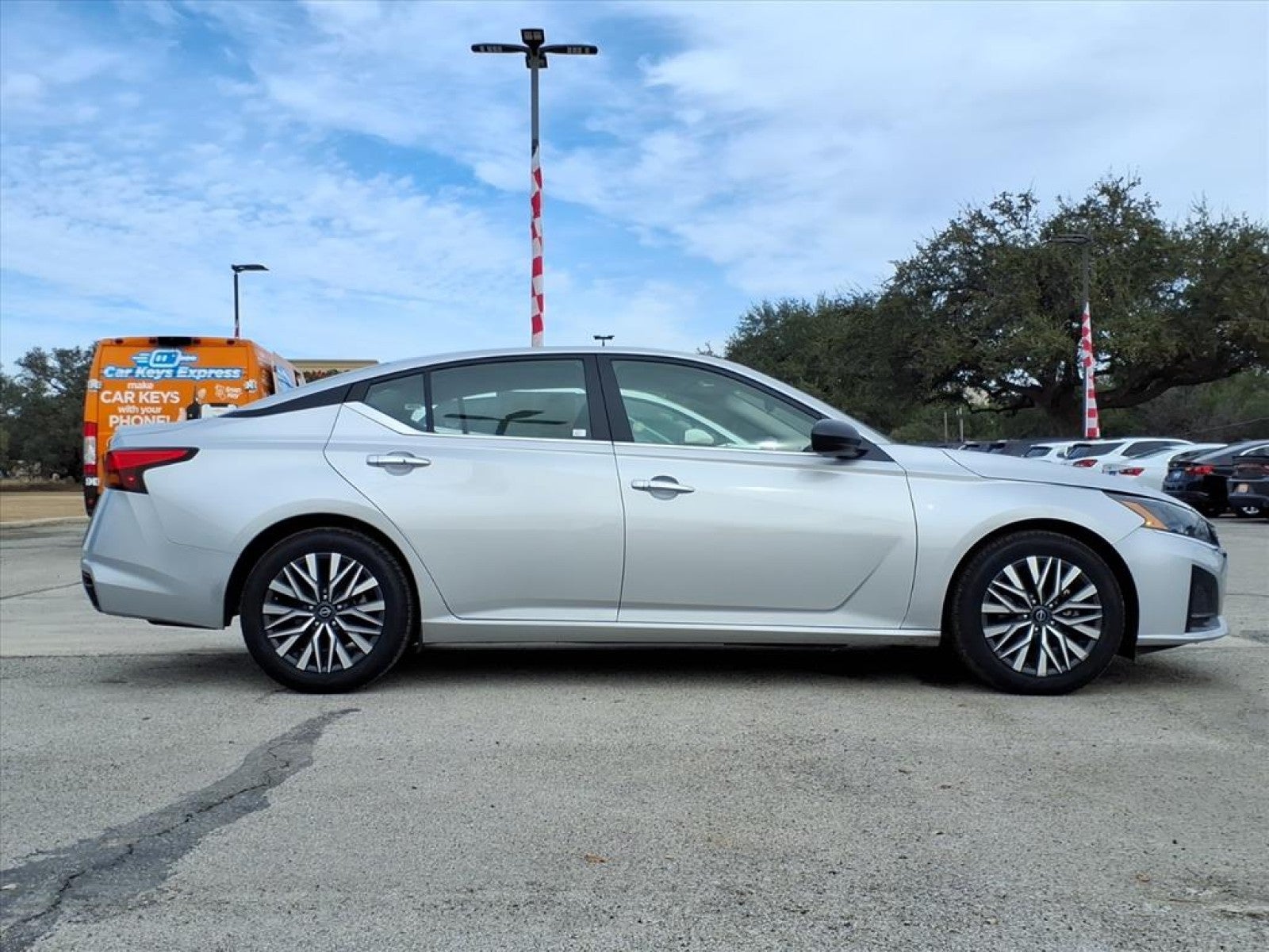 2024 Nissan Altima 2.5 SV
