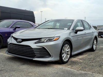 2024 Toyota Camry LE
