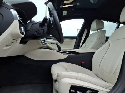 2019 BMW 5 Series 540i