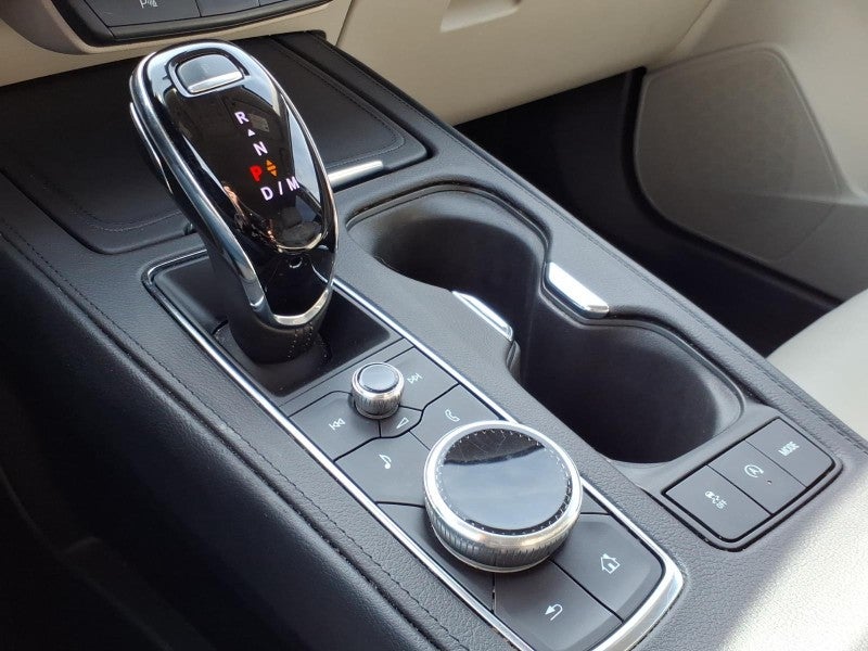 2023 Cadillac XT4 FWD Premium Luxury