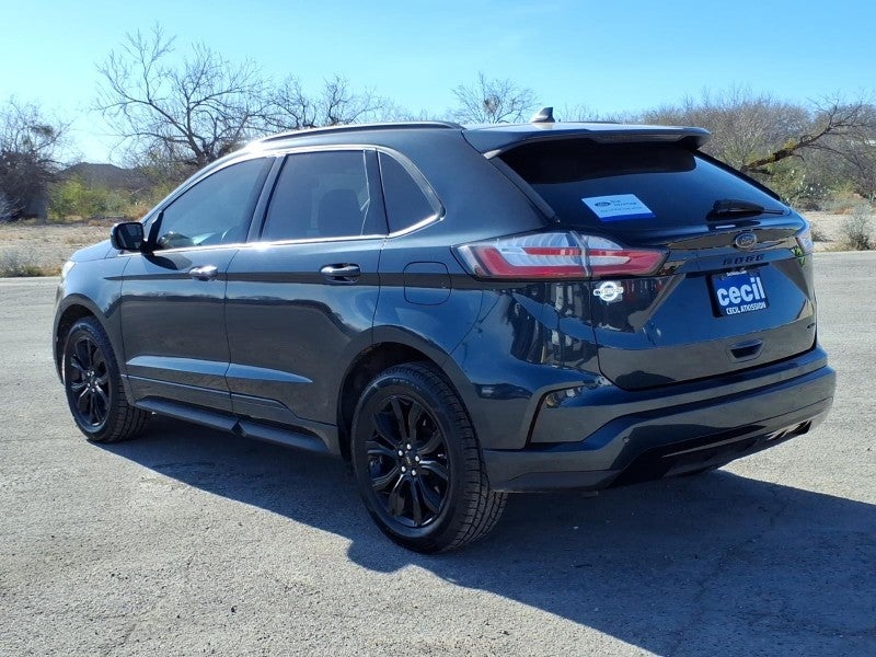 2022 Ford Edge SE